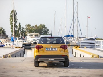 Suzuki Vitara 1,4 BoosterJet AllGrip Hybrid 140 KM AWD M/T - Niepozorny